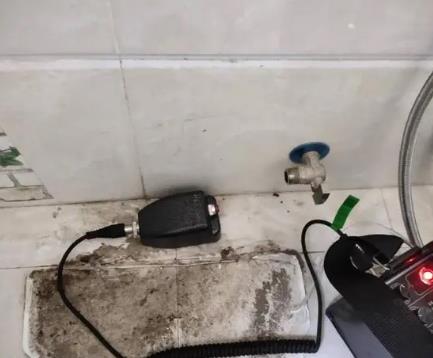 洛江屋顶漏水维修公司分享下卫生间漏水的危害及解决方法